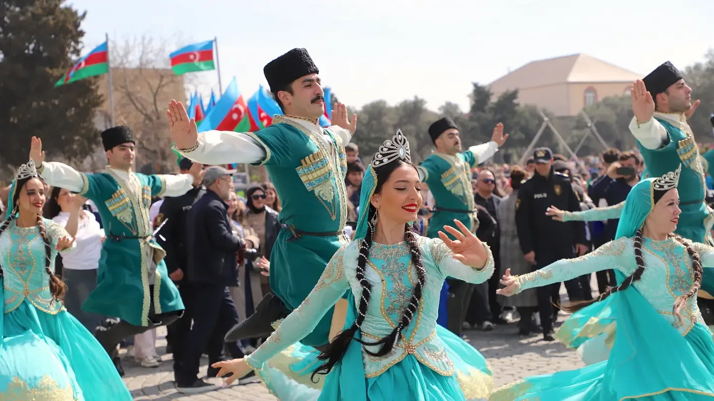 Azerbaiyán-La Tierra del Fuego